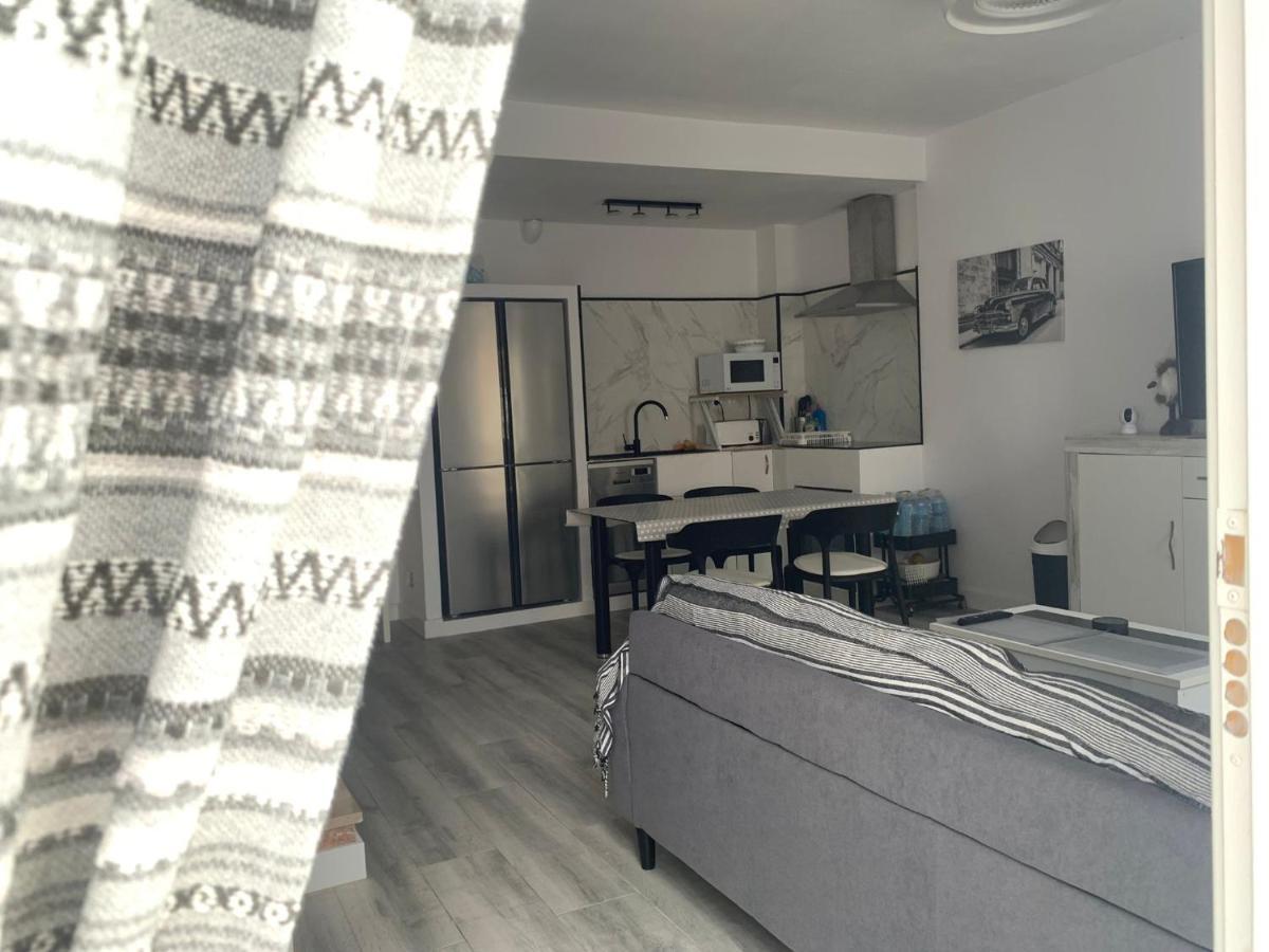 Вилла Casa De La Playa Торевьиа Экстерьер фото